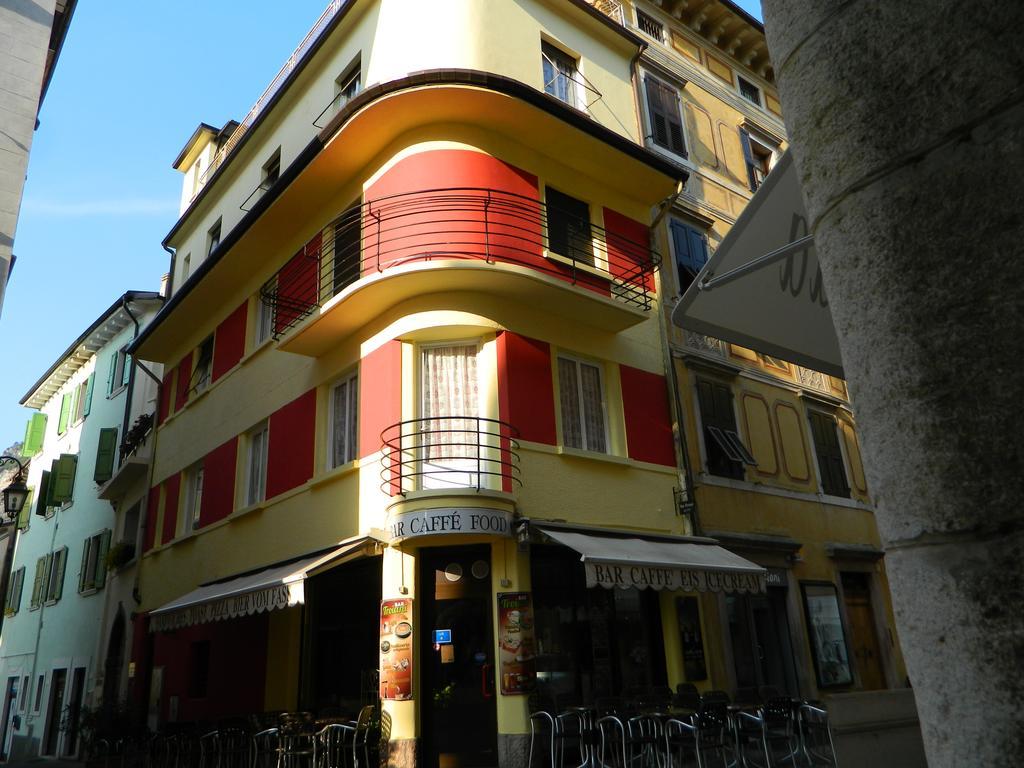 Vecchia Riva Aparthotel Esterno foto